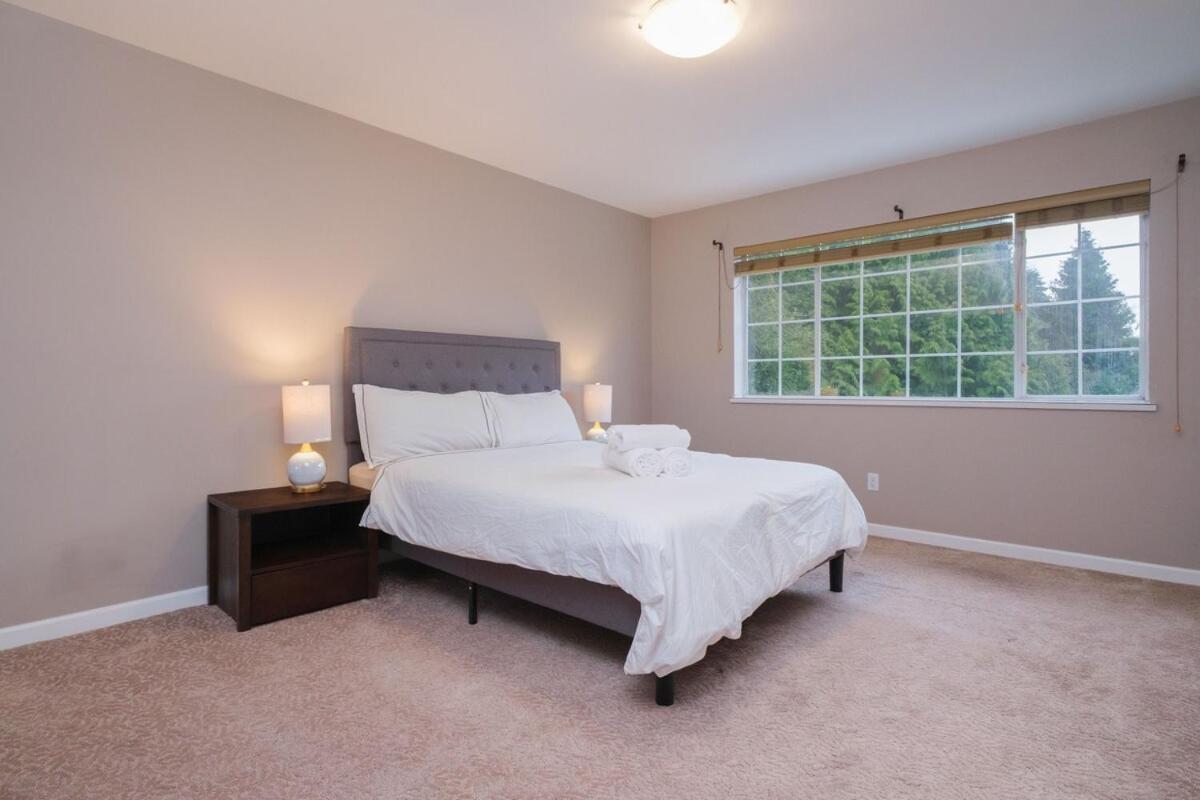 Spacious 4Br W Ensuites Mins To Downtown Yvr Ubc Vancouver Extérieur photo