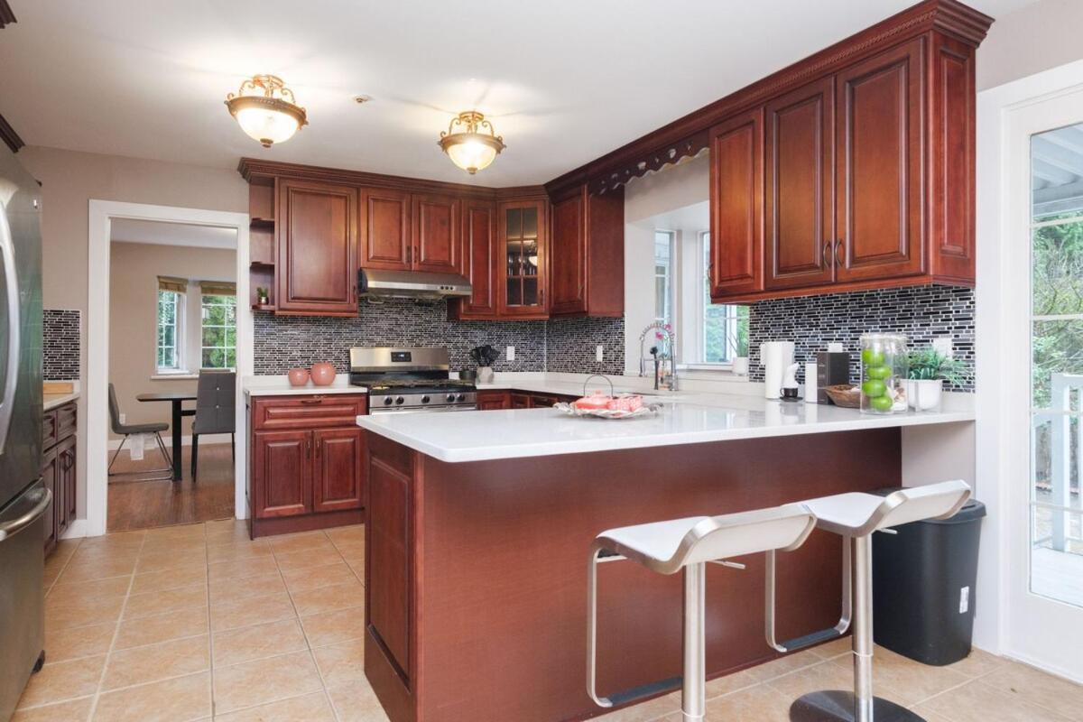 Spacious 4Br W Ensuites Mins To Downtown Yvr Ubc Vancouver Extérieur photo